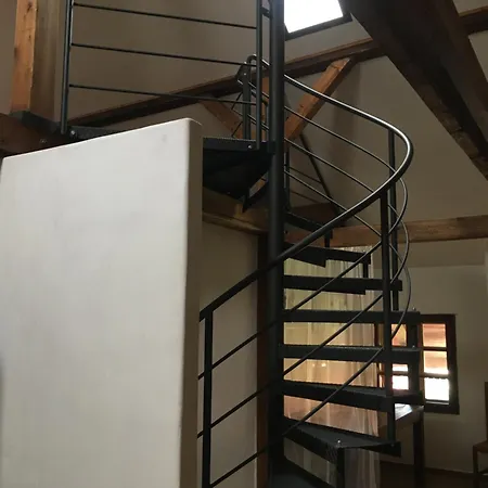 Holubnik Statecnych Zen Kralovych Apartman *
