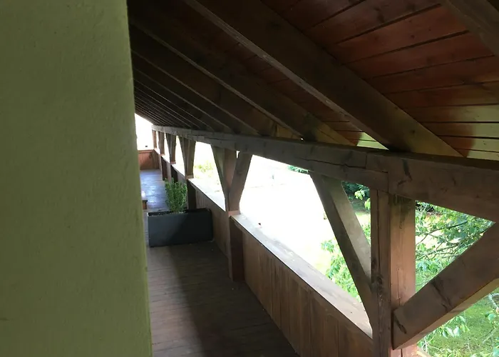 Holubnik Statecnych Zen Kralovych Daire *