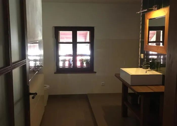 Holubnik Statecnych Zen Kralovych *